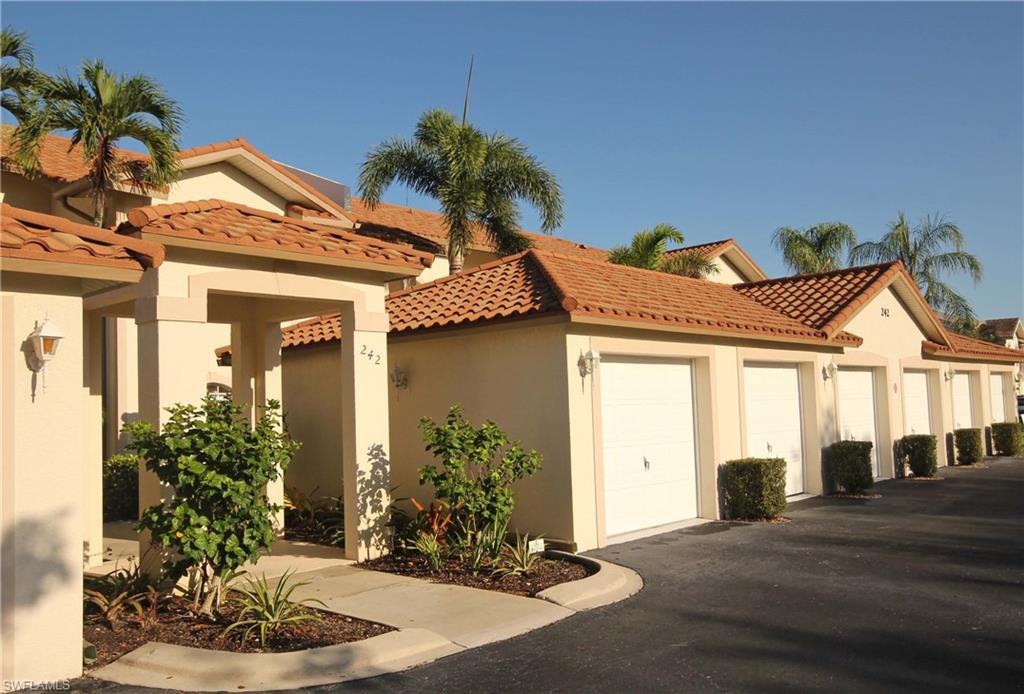 242 Newport Dr 511 - Photo 2 of 22