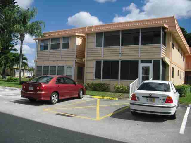 669 Saxony N - Photo 2 of 17