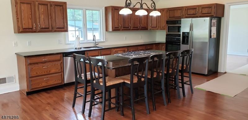 1 Carroll Dr - Photo 2 of 25