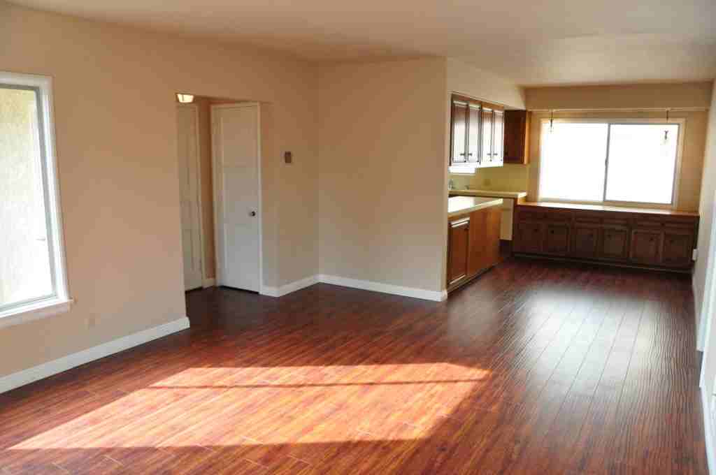 S. Barrington Ave. & Ayres Ave.