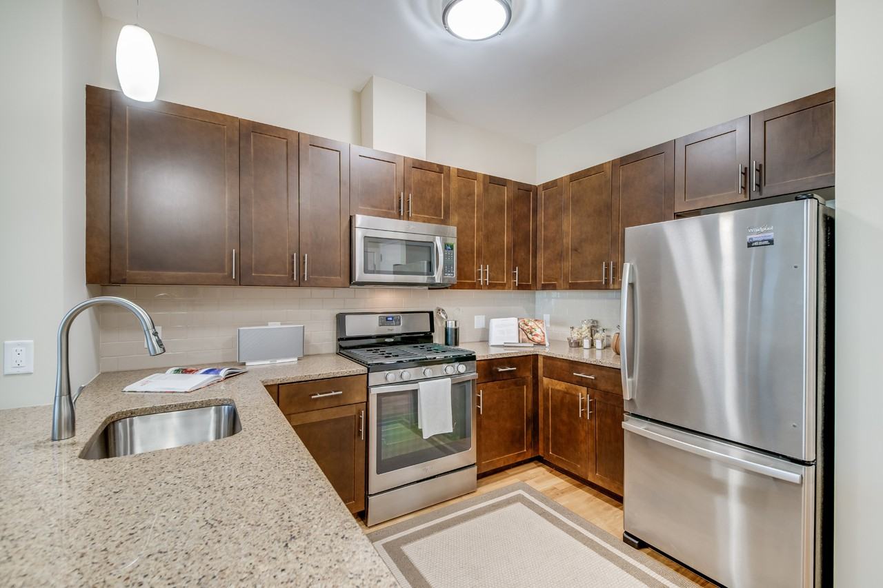 Twenty50 By Windsor Apartments