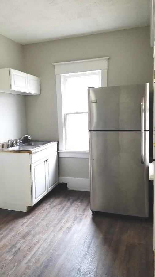 4635 Saint Paul Ave - Photo 2 of 12