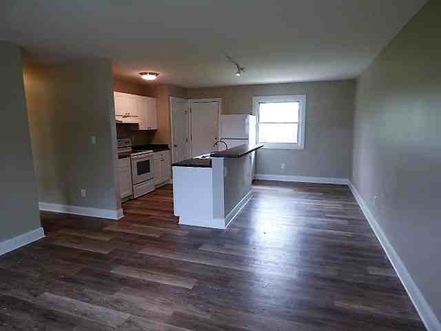 1878 Woodette Rd Columbus Oh 43232-2838 - Photo 3 of 10