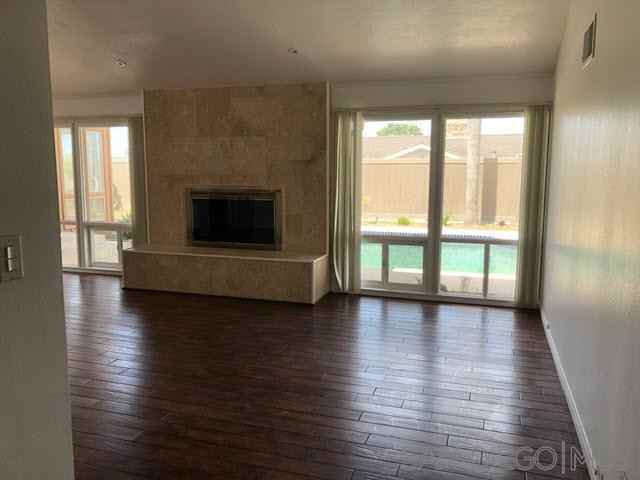 8878 Nottingham Pl - Photo 2 of 24