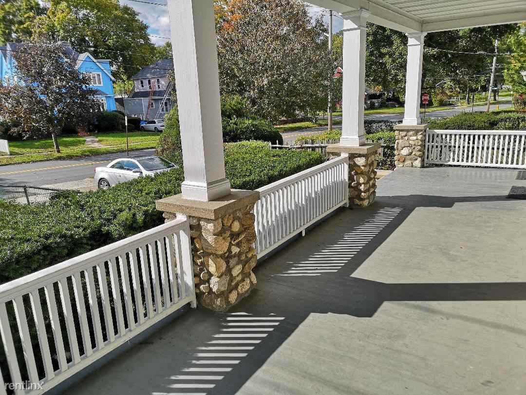 31 Midland Ave - Photo 3 of 6