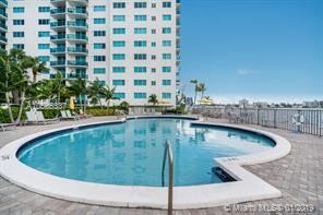 7525 E Treasure Dr - Photo 2 of 9