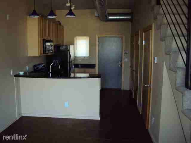 143 16th St #4 - Photo 2 of 9