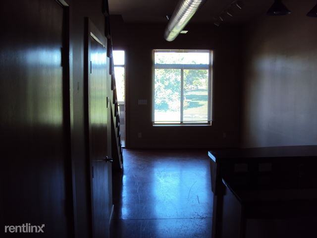 143 16th St #4 - Photo 3 of 9