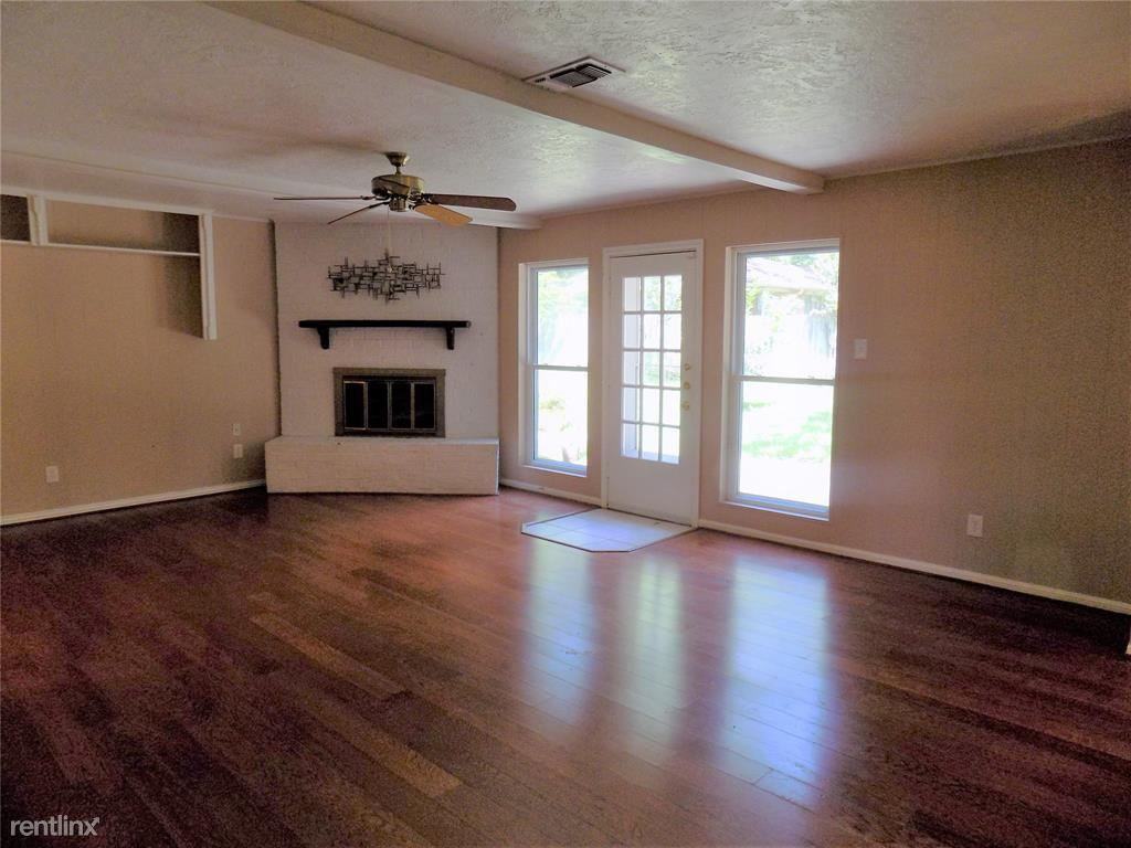 26530 - Photo 3 of 9