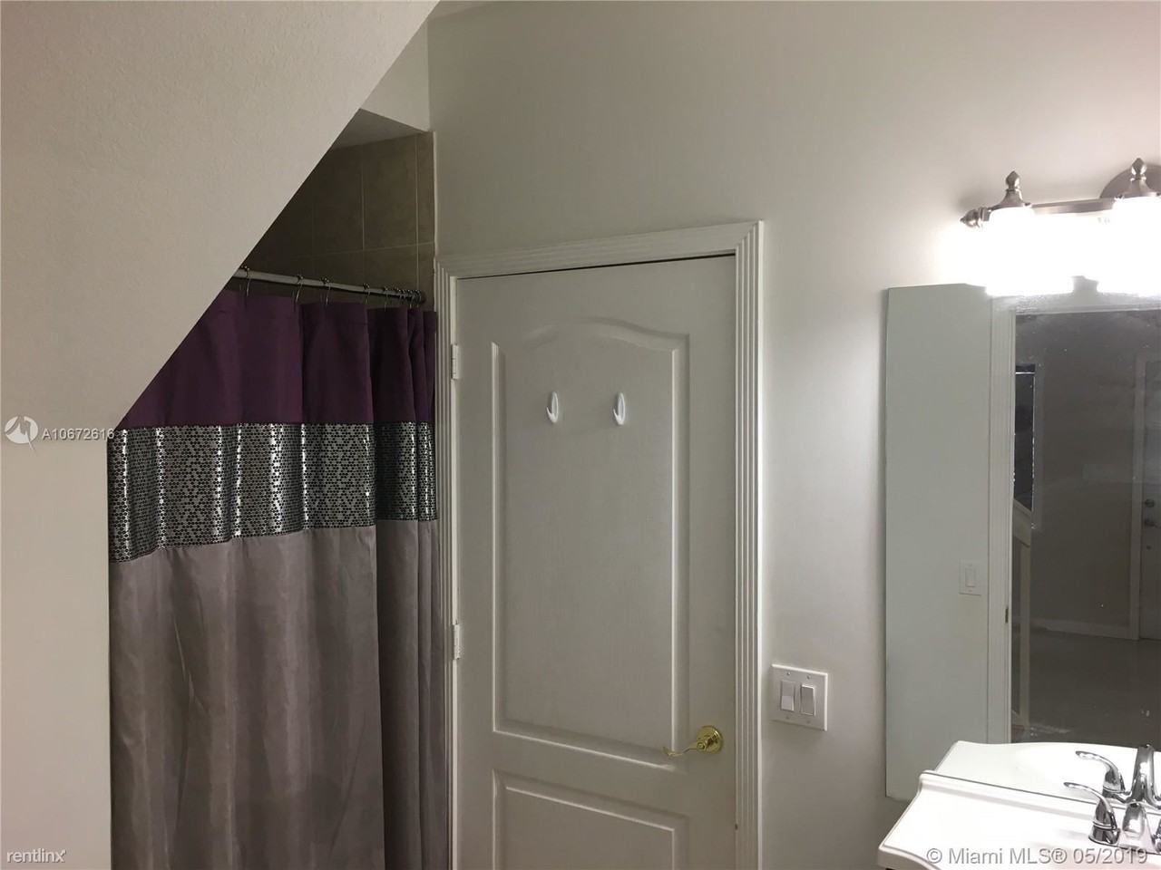 12885 SW 49th Ct - Photo 3 of 8