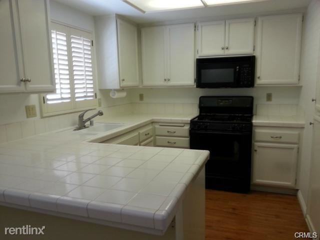 318 Ohio St - Photo 3 of 7