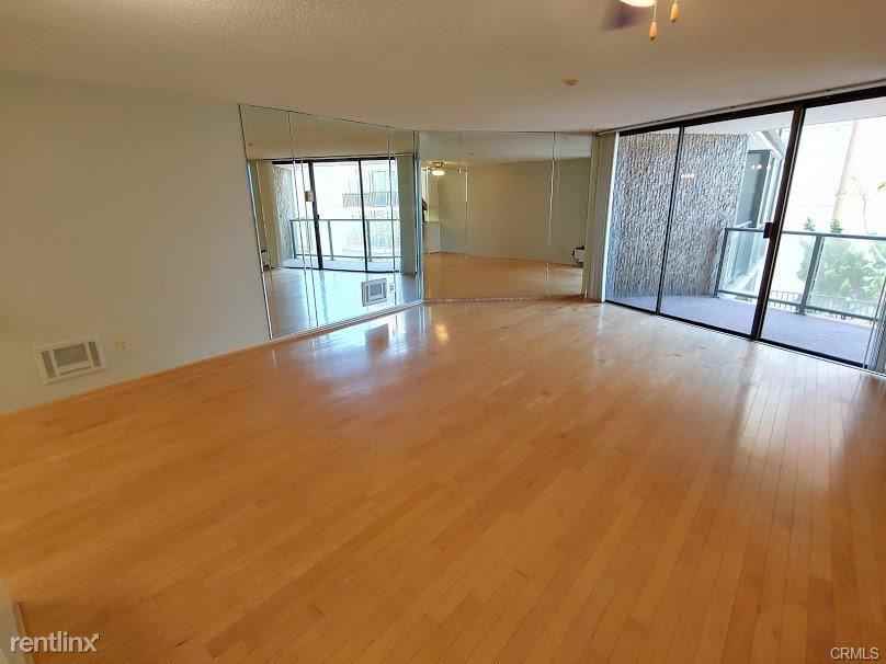 531 Esplanade - Photo 2 of 11