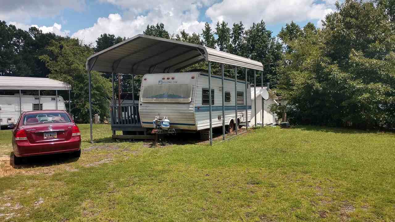 405 Big Woods Cir - Photo 3 of 7