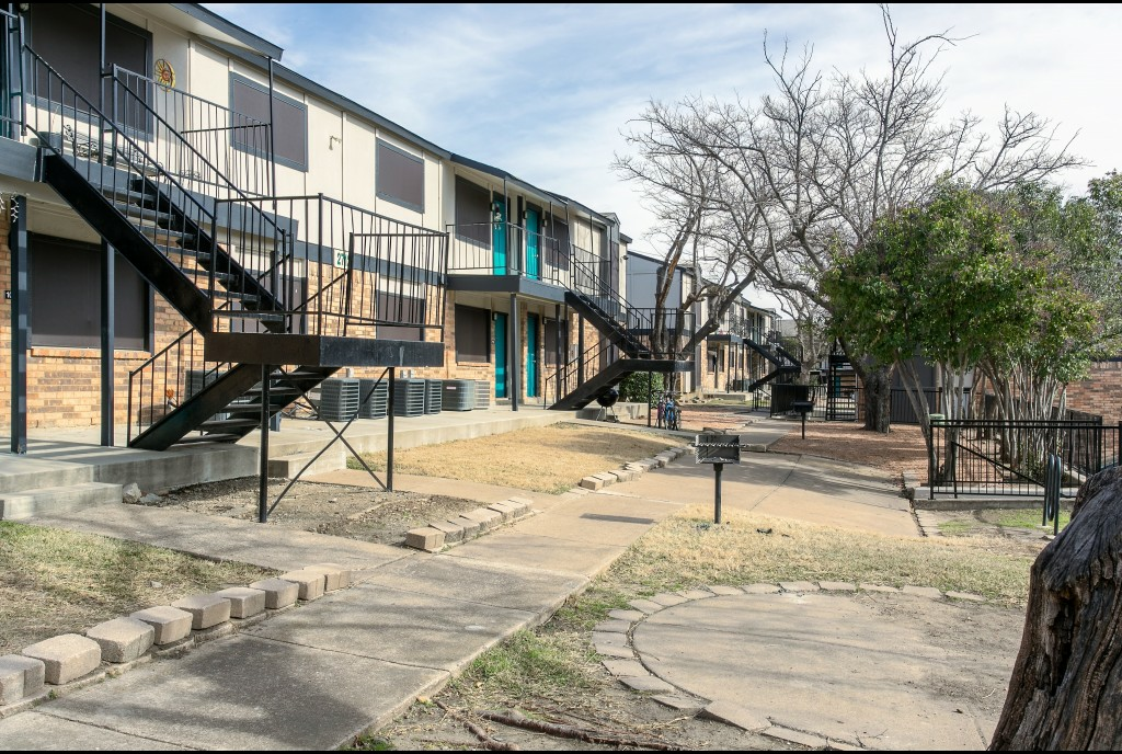 Cook's Creek - Photo 3 of 11