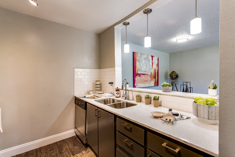 Lorenzo At East Mil - Photo 4 of 24