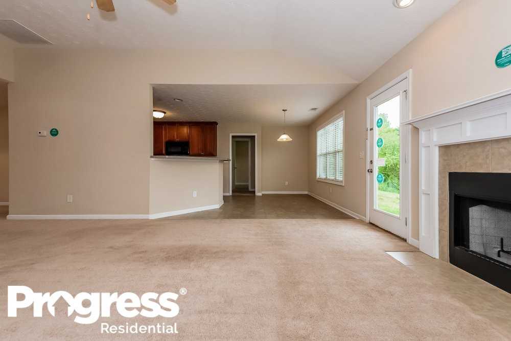 21 Saint Charles Pl - Photo 3 of 16