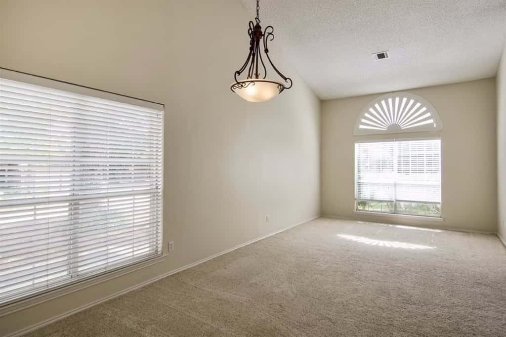 506 Chasewood Dr - Photo 3 of 21