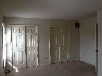 418 Calverton Court - Photo 2 of 8