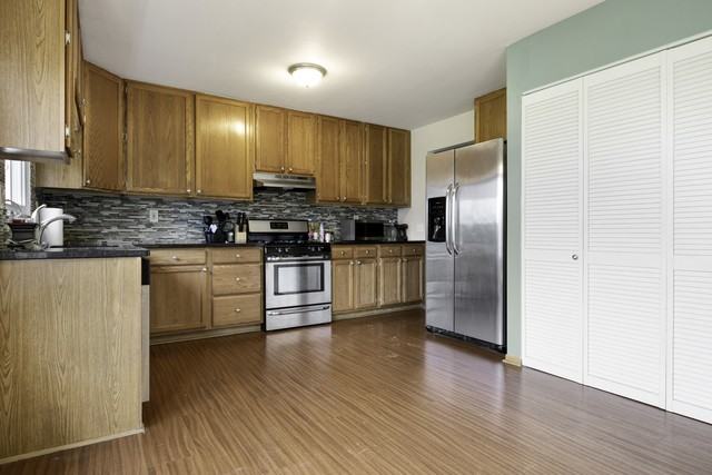 909 Linda Ln - Photo 2 of 13