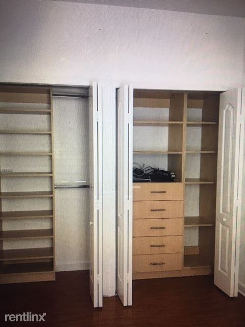 7070 NW 177th St - Photo 2 of 7