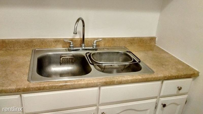 727 S Coronado St 202/205 - Photo 2 of 7