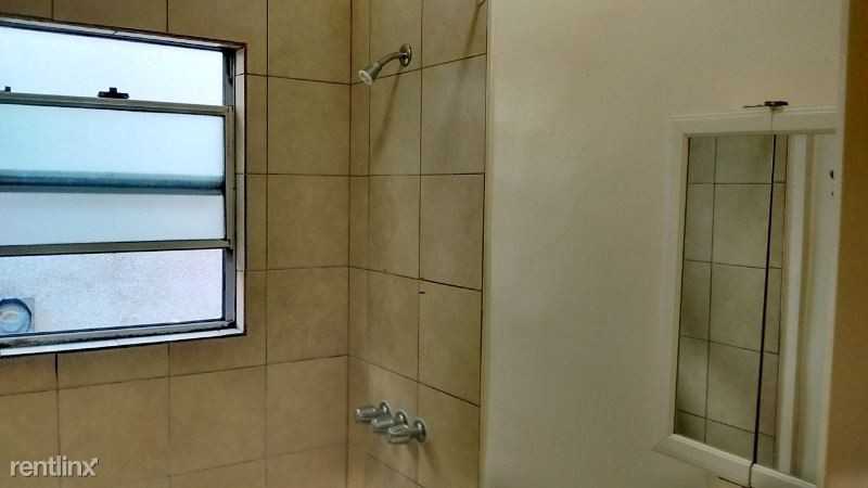 727 S Coronado St 202/205 - Photo 3 of 7