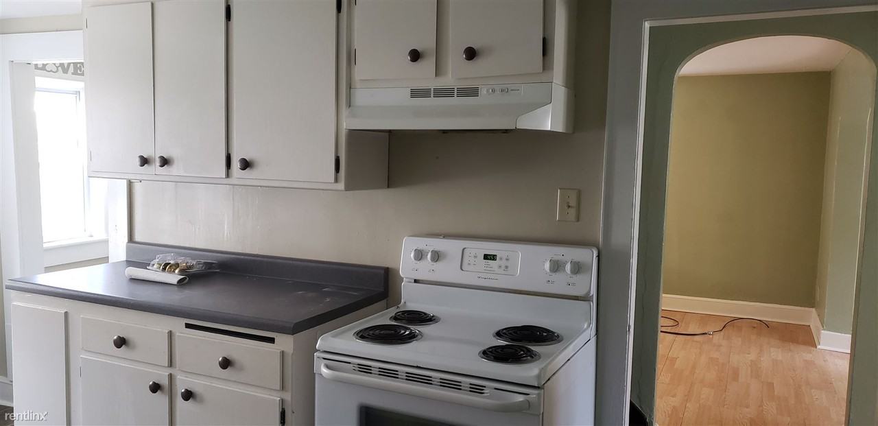 4302 8th Ave - Photo 3 of 7