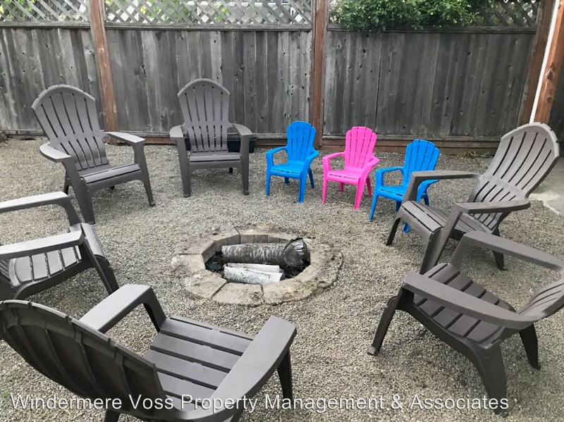 2711 NE 108th Ave - Photo 3 of 13