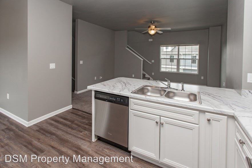 6805 Jack London Dr - Photo 3 of 15