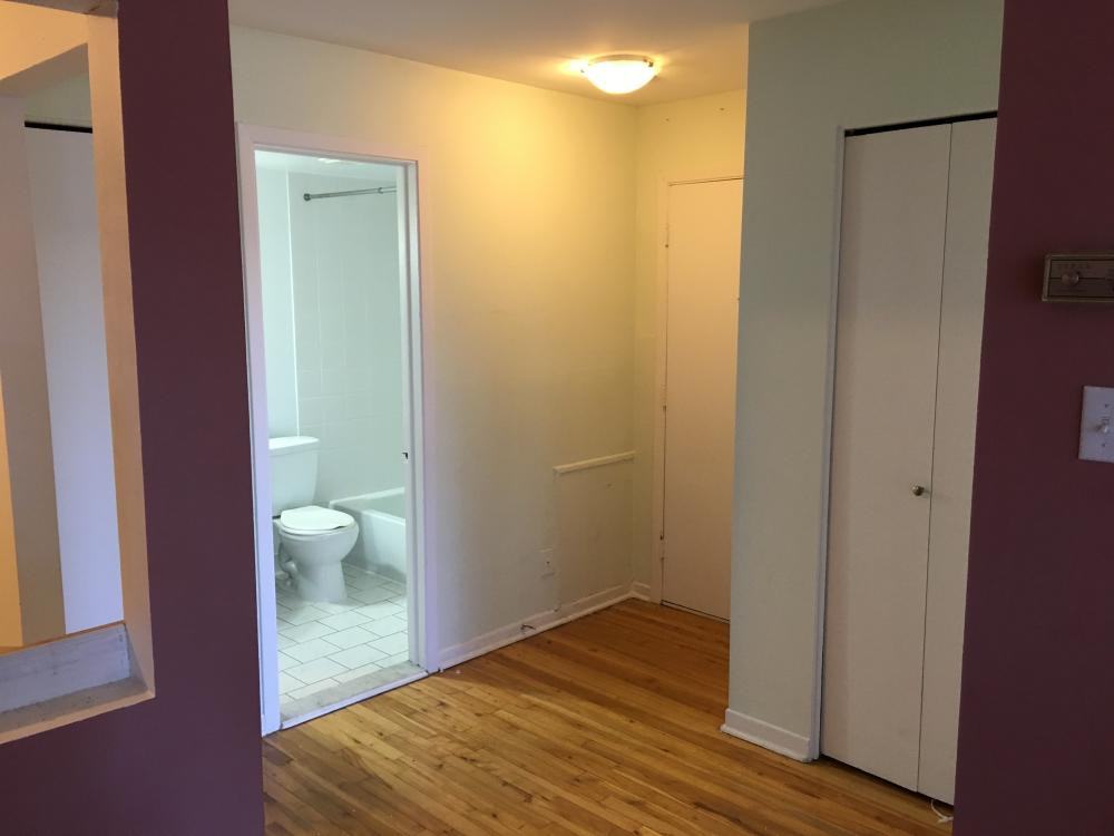 3475 Rue Ivan Franko - Photo 3 of 6