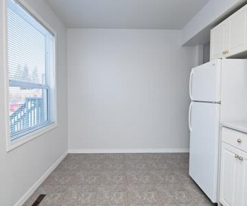 Grace St - Photo 2 of 7