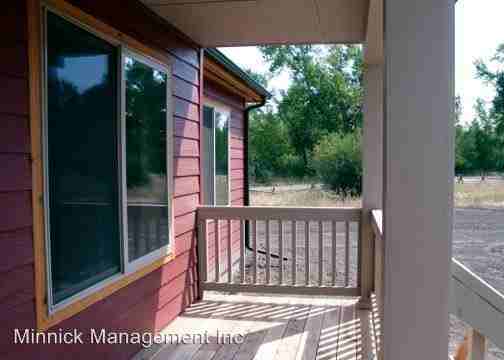 13069 Axtell Gateway Rd - Photo 3 of 7