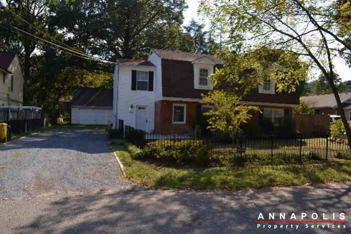 1041 Little Magothy View - Photo 2 of 39