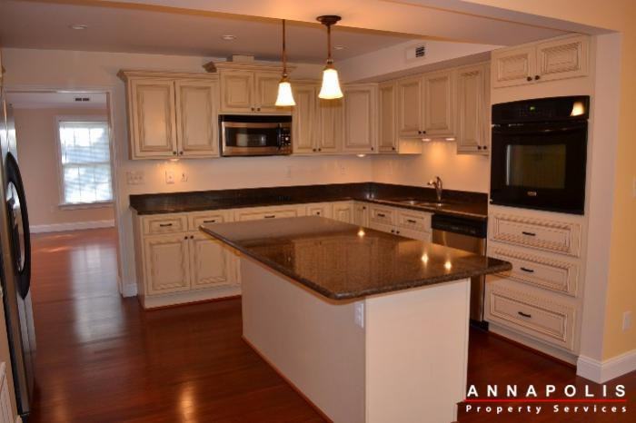 1041 Little Magothy View - Photo 3 of 39