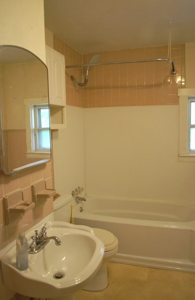 40 Laurel St #2 - Photo 3 of 6