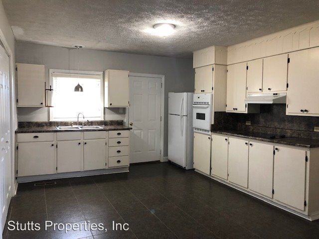 44 44 Parker Road - Photo 3 of 9