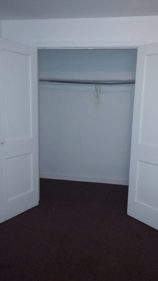 16 N Pennewell Dr - Photo 2 of 16