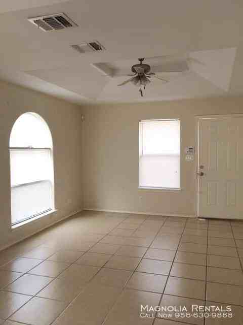 3705 Fairmont Ave - Photo 3 of 11