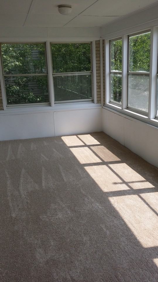 610 Madison St - Photo 3 of 12