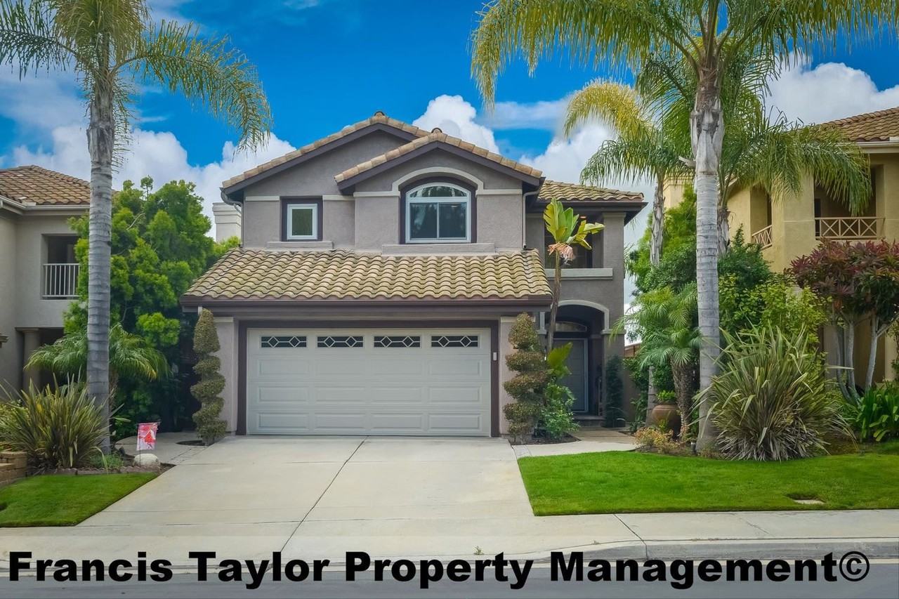 2313 S Summit Circle Glen - Photo 3 of 34