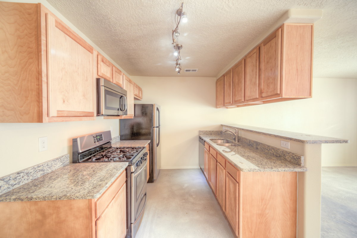 1120 Griegos Rd Nw Bldg B - Photo 5 of 28