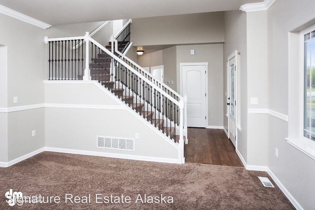 8290 East Magnificent View Drive - Photo 2 of 17