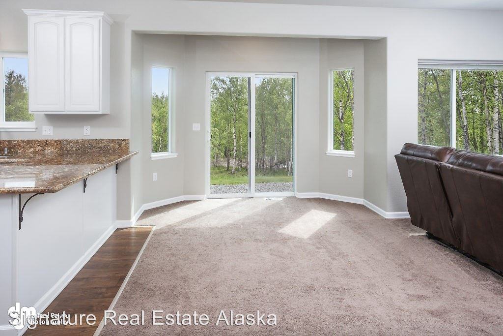 8290 East Magnificent View Drive - Photo 3 of 17