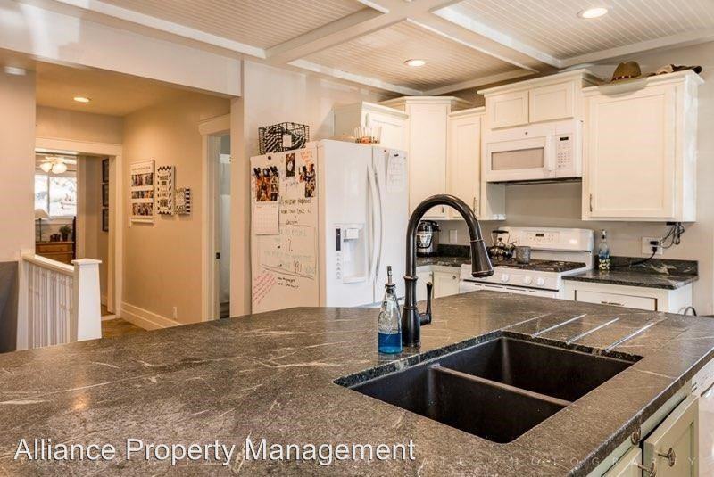 6494 S 1725 E - Photo 3 of 10