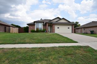 3204 Southhill Dr - Photo 1 of 1