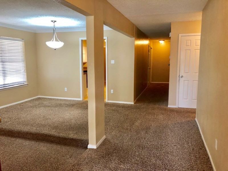 4918 Ledgestone Dr - Photo 3 of 25