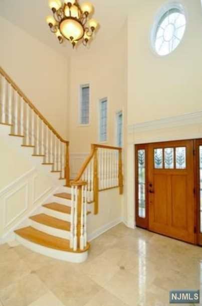 91 Benton Rd - Photo 3 of 11