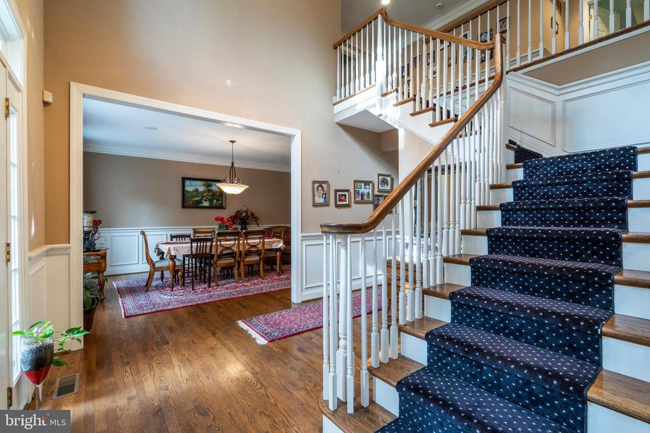 101 Minfford Rd - Photo 2 of 50