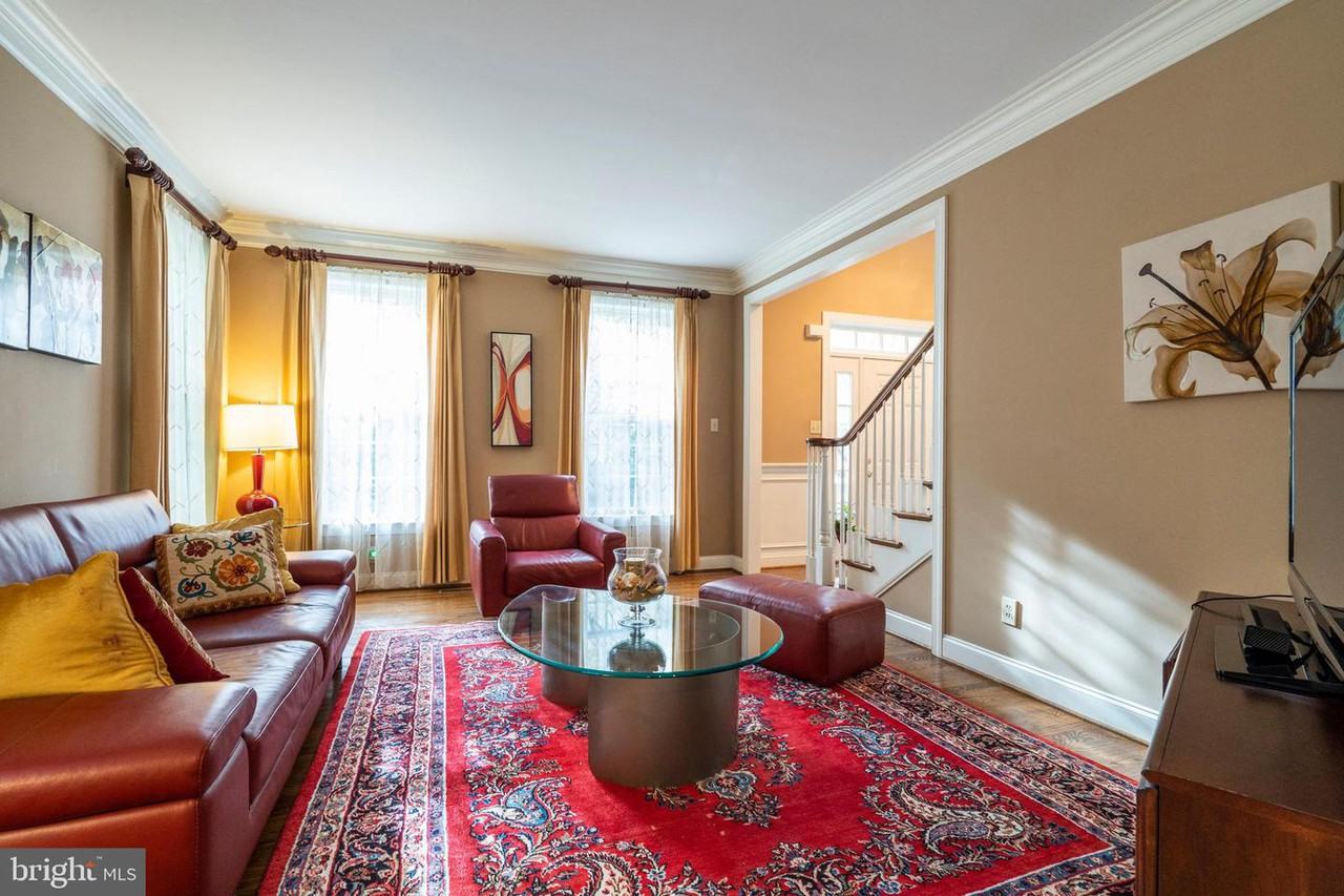 101 Minfford Rd - Photo 3 of 50