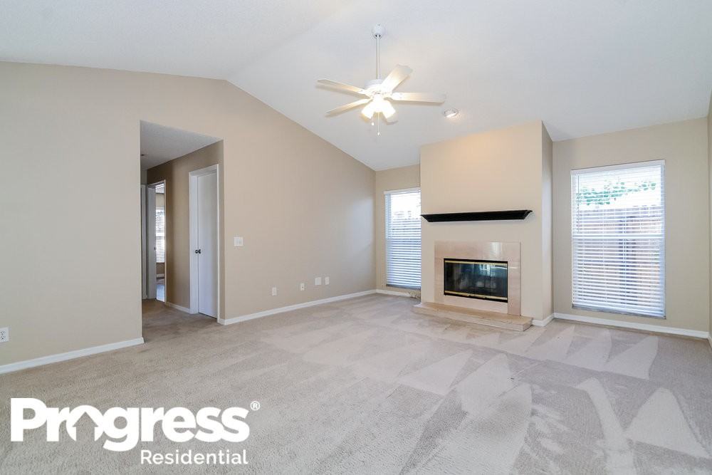 9671 Fox Hearst Rd - Photo 3 of 20